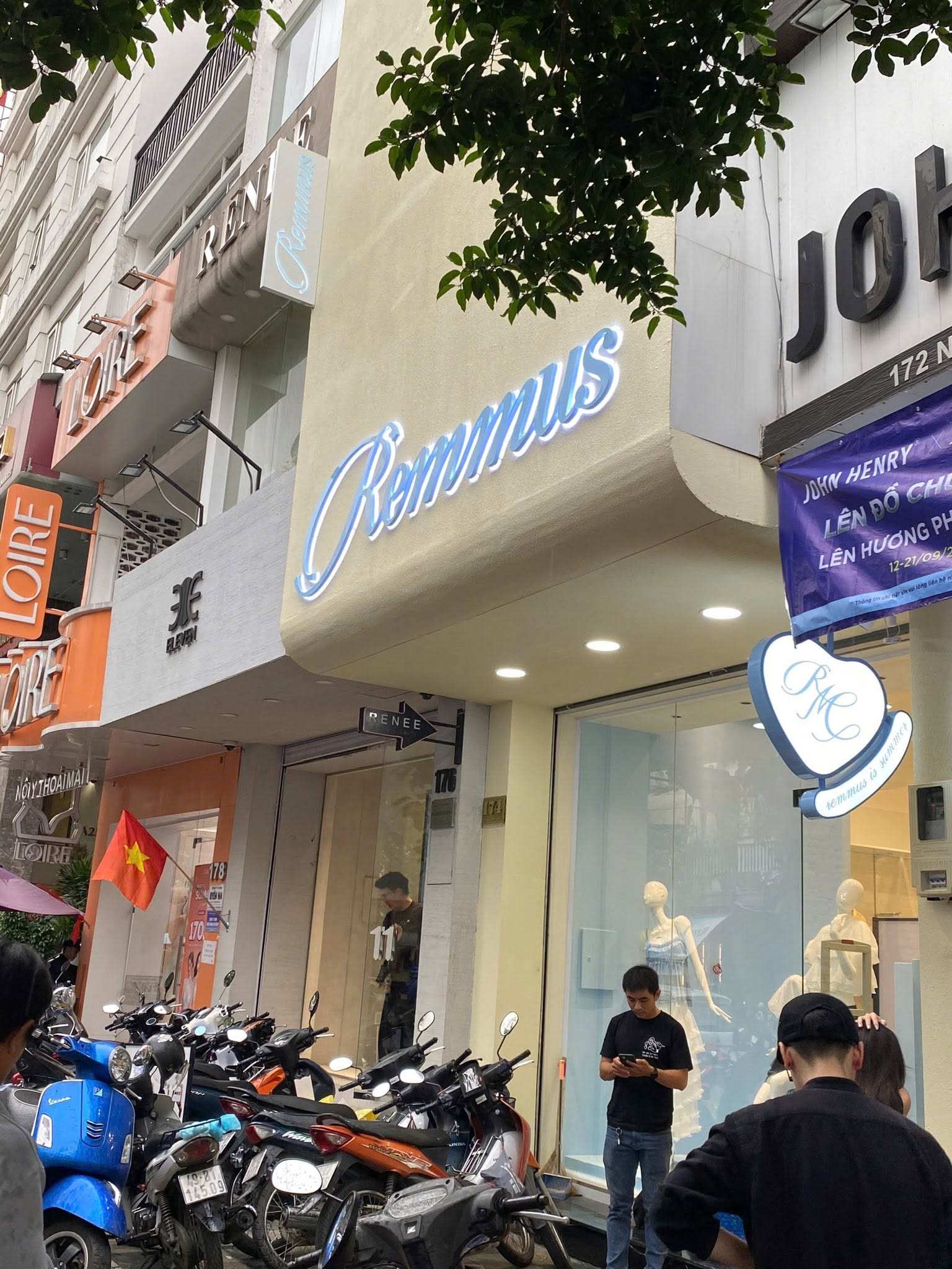 SHOP THỜI TRANG NGUYỄN TRÃI Q1