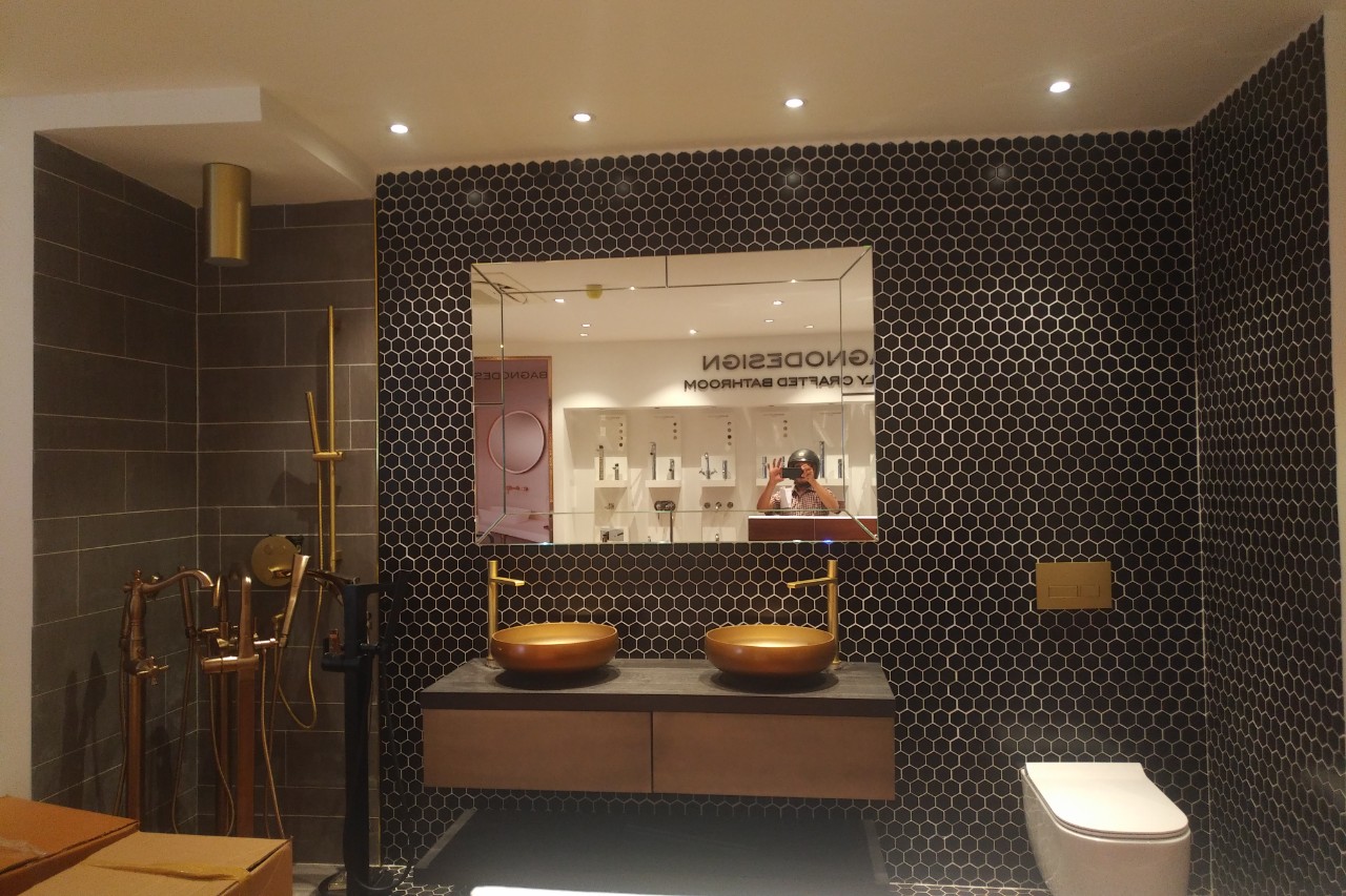 SHOWROOM ƯU VIỆT